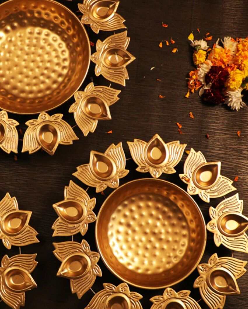 Beautiful Shape Metal Om Gold Diya Urlis | Set Of 3