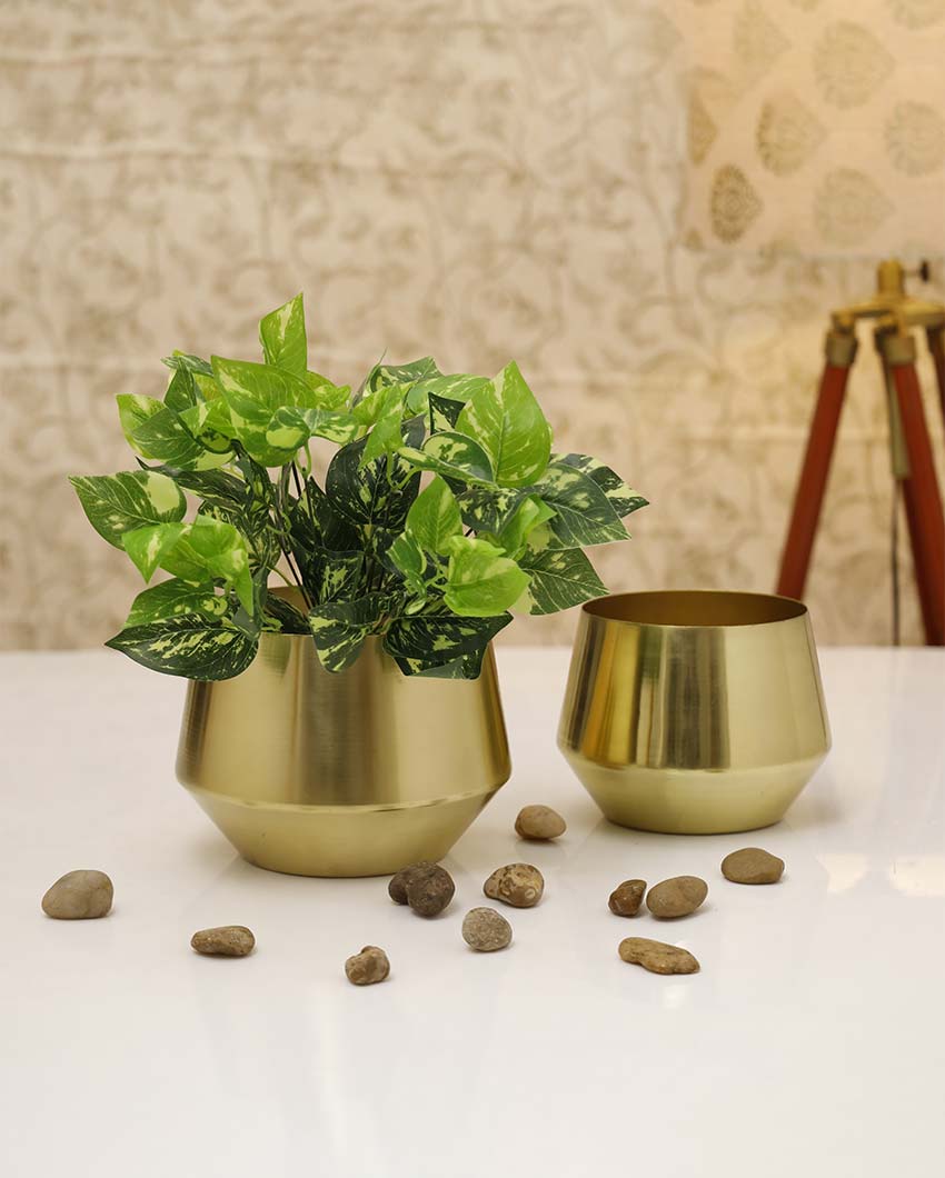 Oak Metal Planter | Plant not included