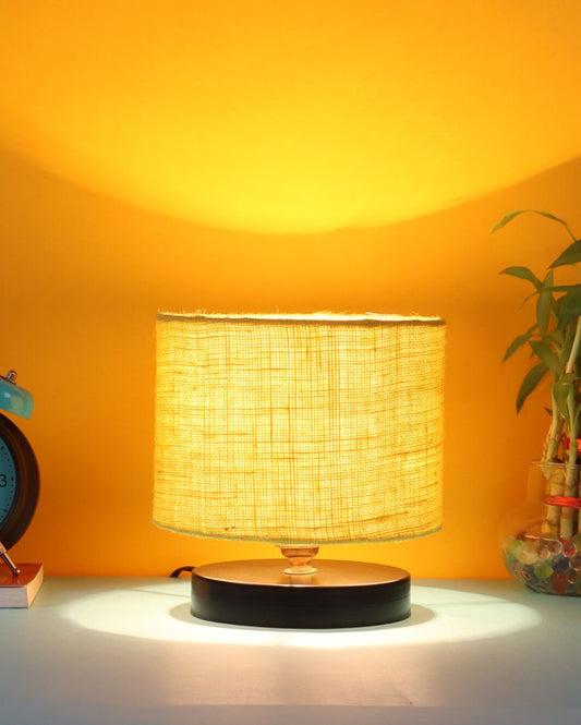 Solid Design Jute Table Lamp With Iron Base Yellow