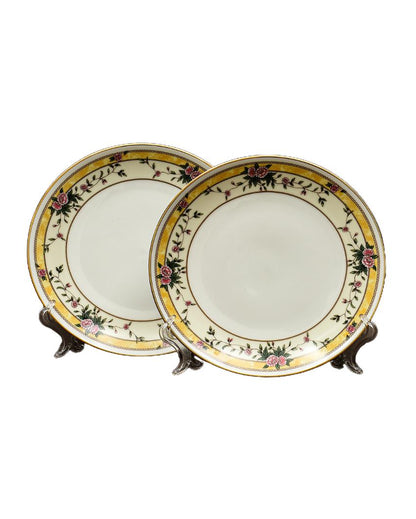 Yesenia Porcelain Dinner Set | Set of 33