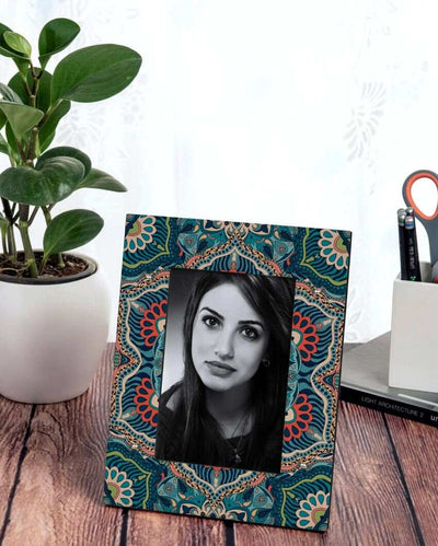 Exquisite Sheesha Design Multicolor Photo Frame | 9 x 7 inches