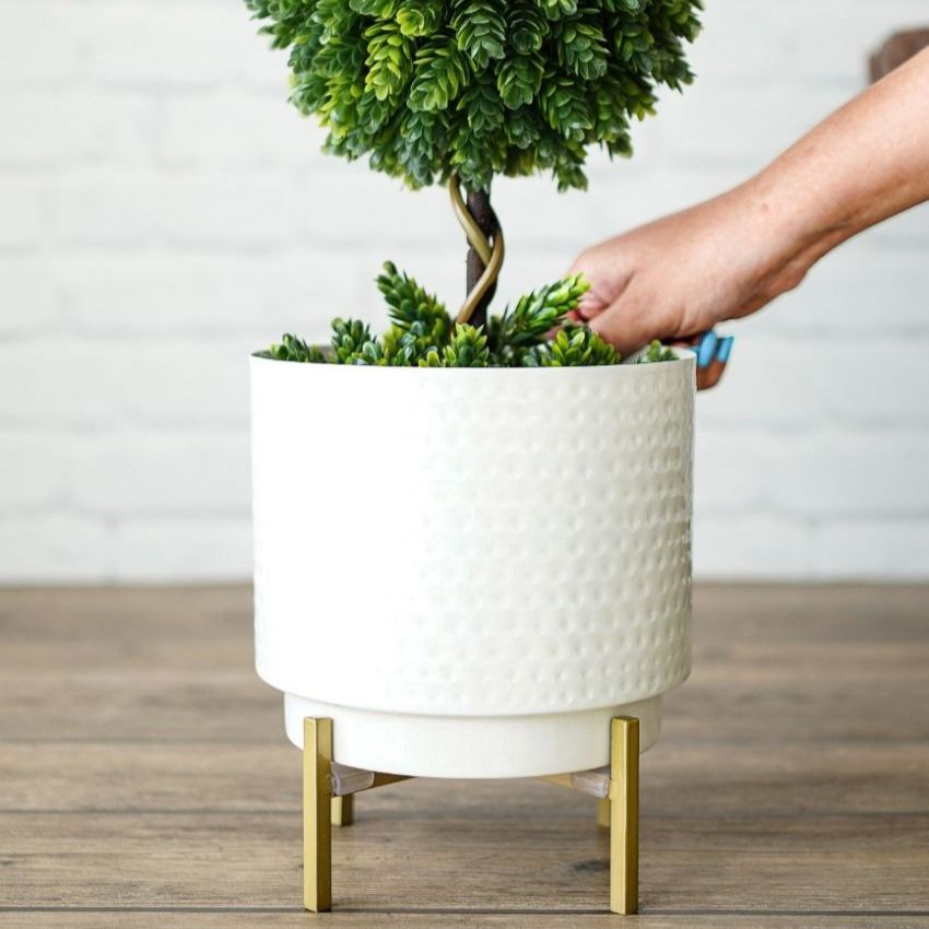 Beautiful White Design Metal Hammered Indoor Planter with Stand | 7 x 8 inches