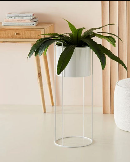 Chic White Gloss Pot With Stand Without Plant