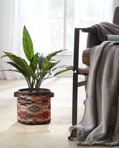 Refined Amelia Canvas Planter
