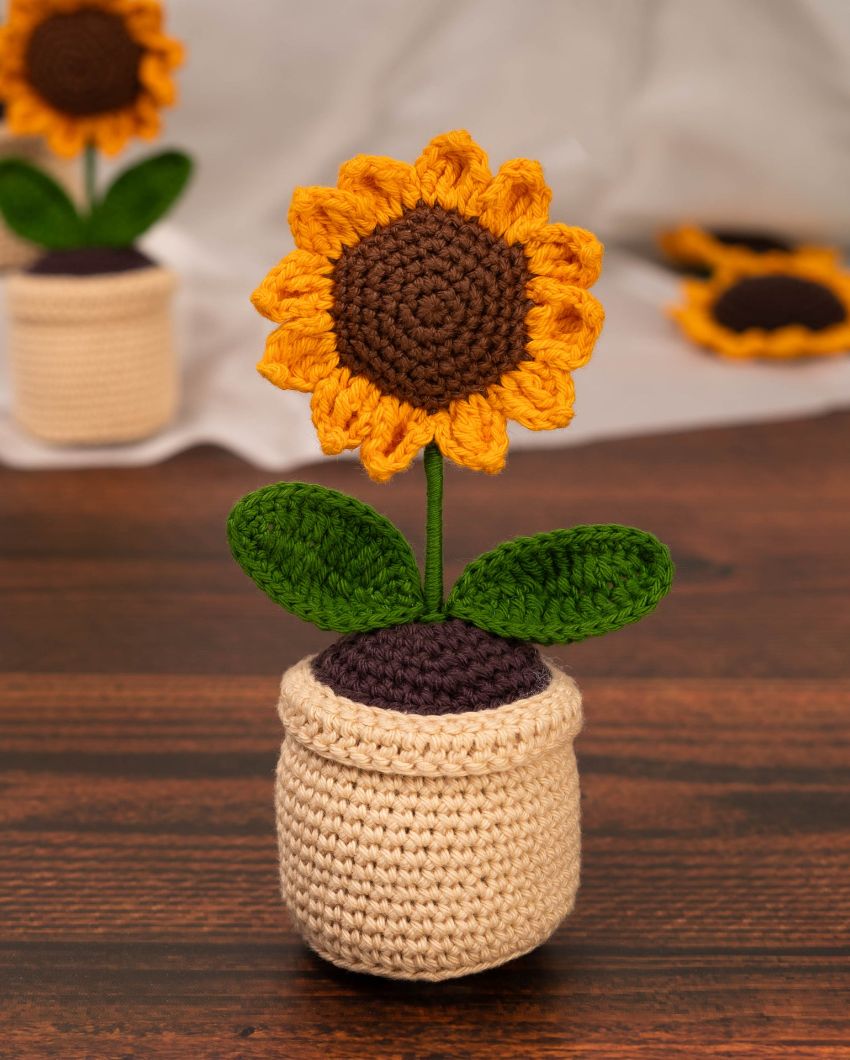 The Charm of Crochet Sunflower Pot | 17 x 7 x 7 cm/7 x 3 x 3 inches