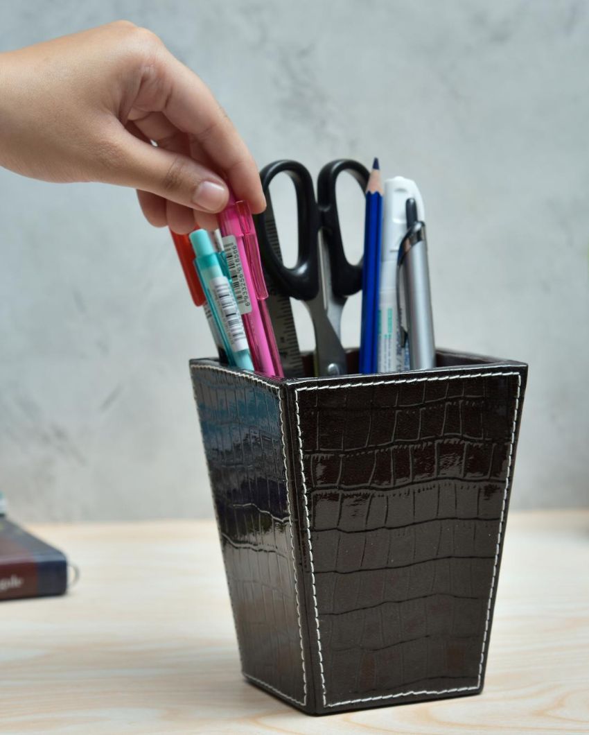 Trendy Desk Organizer Faux Leather Croc Cone Pen Stand | 5 x 4 x 5 inches