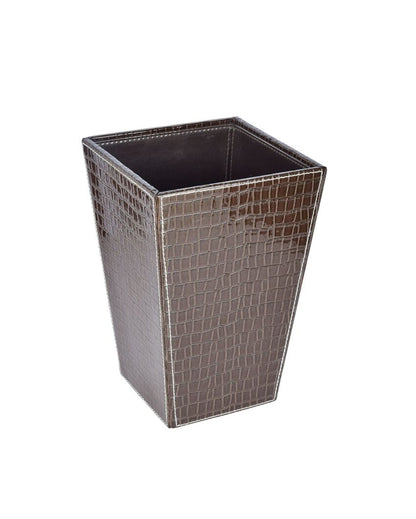 Chic Faux Leather with Stylish Design for Various Spaces Dustbin | 2.5 L | 7 x 10 inches