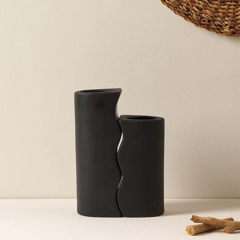 Unique Design Vases | Set Of 2 - Dusaan