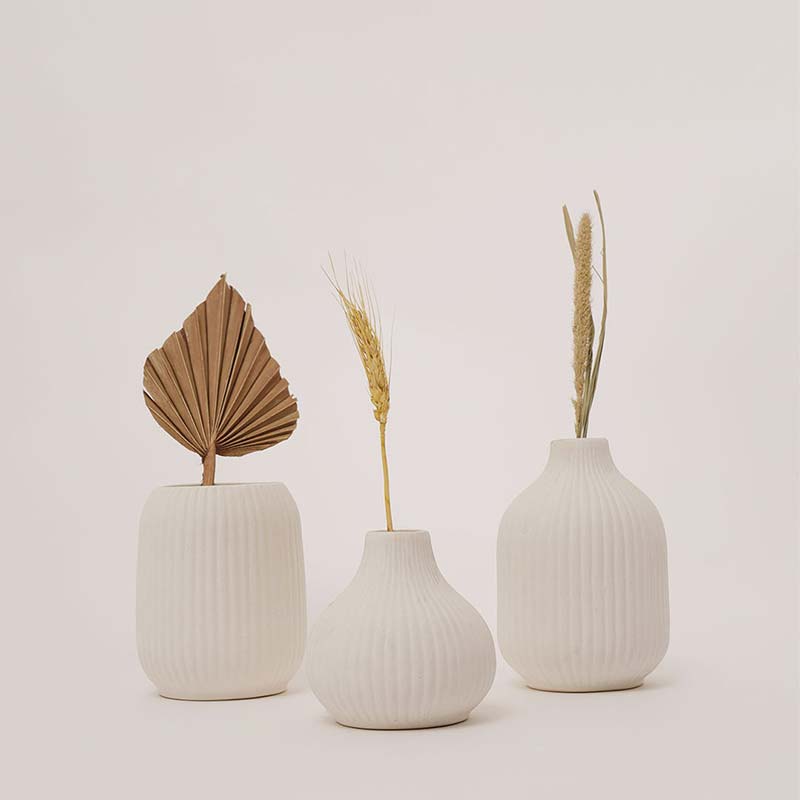 White Ivory Design Vase | Set Of 3 - Dusaan