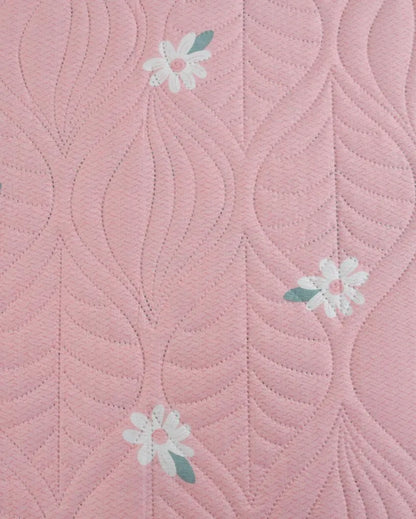 Frill Pink Ground Glace Cotton Bedcovers | Queen Size | 90 X 100 inches