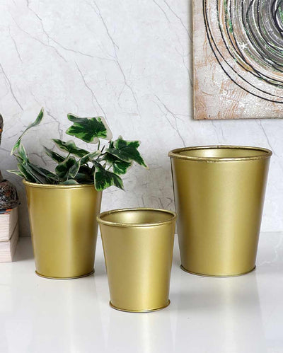 Gold Glass Shape Iron Planters | Gold | Set of 3