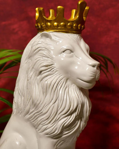 Stunning White Lion Showpiece | 7 x 5 x 11 inches