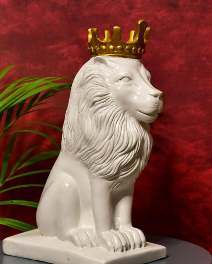 Stunning White Lion Showpiece | 7 x 5 x 11 inches