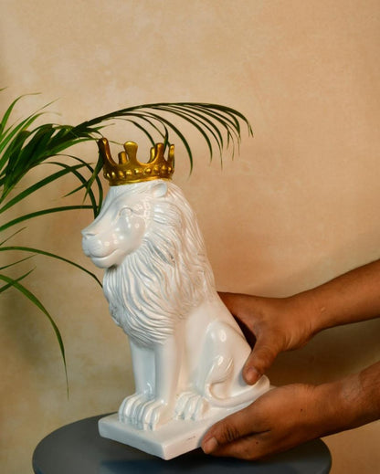 Stunning White Lion Showpiece | 7 x 5 x 11 inches