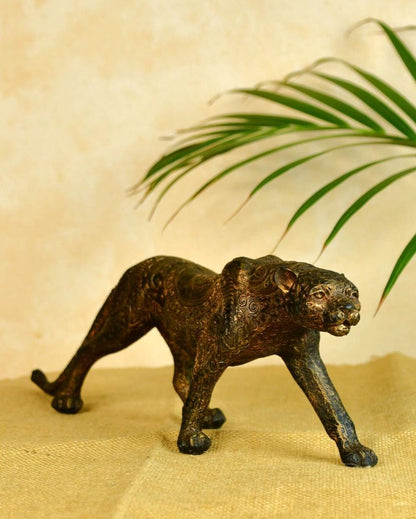 Sleek Resin Panther Showpiece  | 13 x 2 x 4 inches