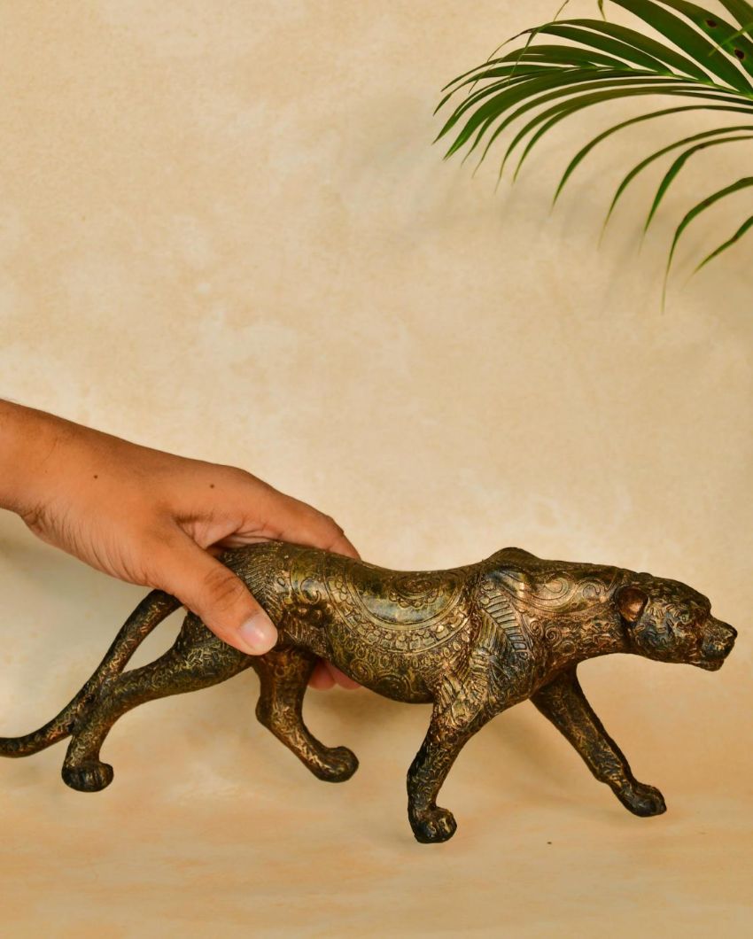 Sleek Resin Panther Showpiece  | 13 x 2 x 4 inches