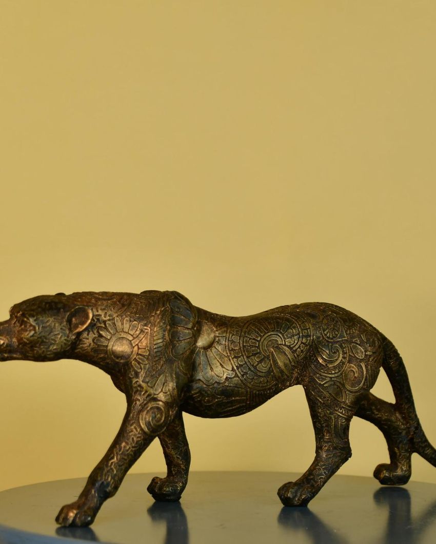 Sleek Resin Panther Showpiece  | 13 x 2 x 4 inches