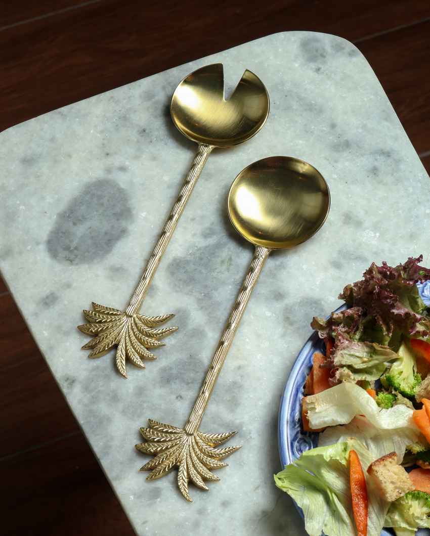 Rustic and Durable Wooden Salad Serving Cutlery