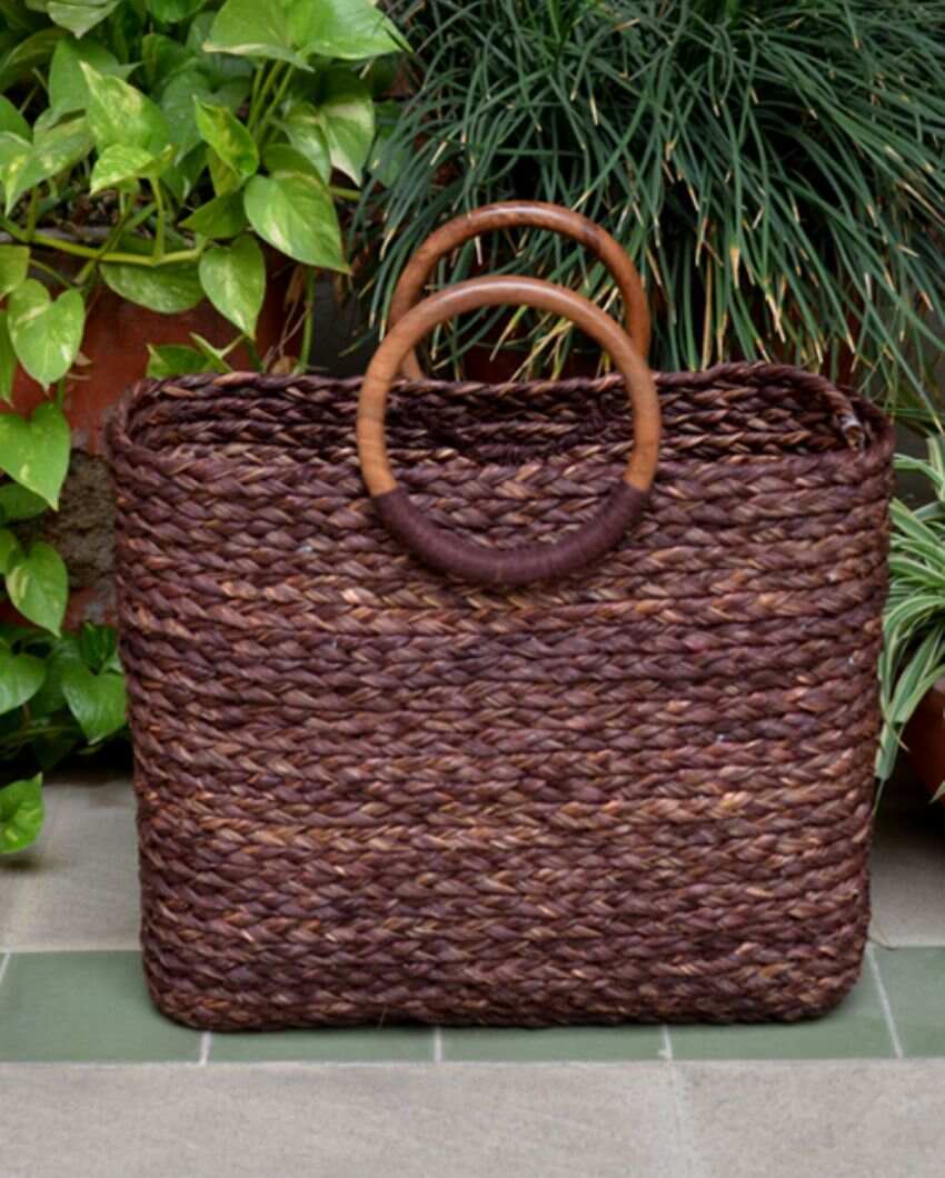 Charming Sabai Grass Hand Bag With Wooden Handle