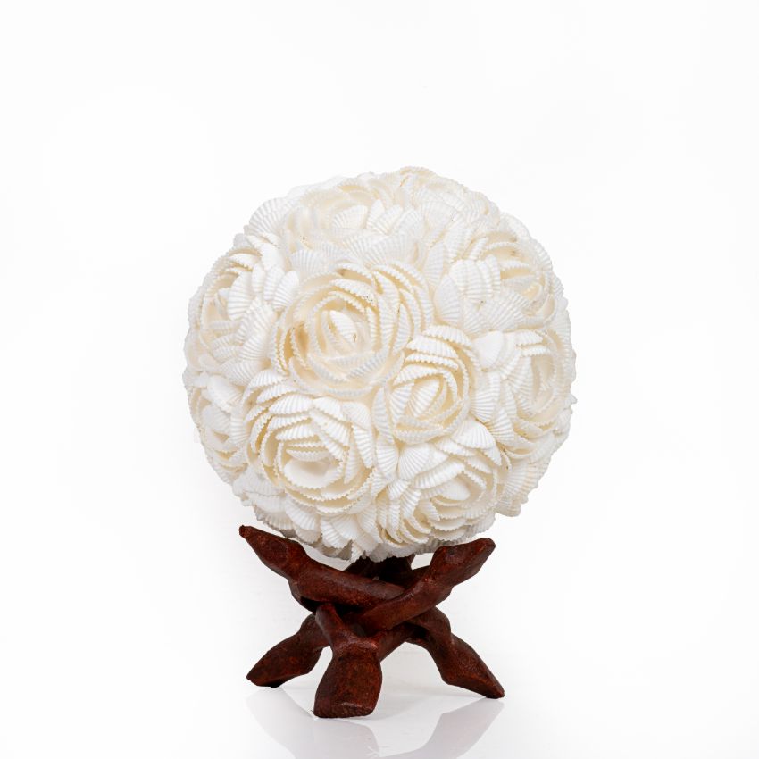 Unique Design Chippy Floral White Shade Shell Ball