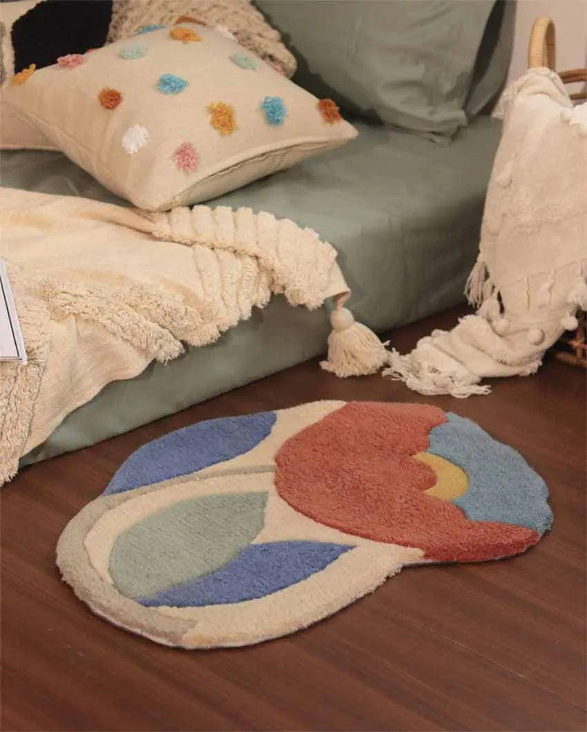 Beautiful Multicolor Tufted Flower Design Rug