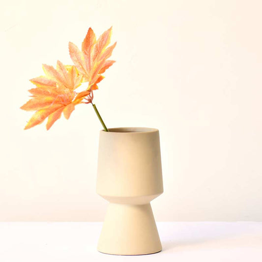 Pedestal Vase Off- White