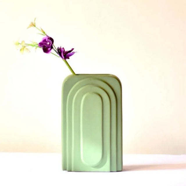 Contour Rectangular Vase