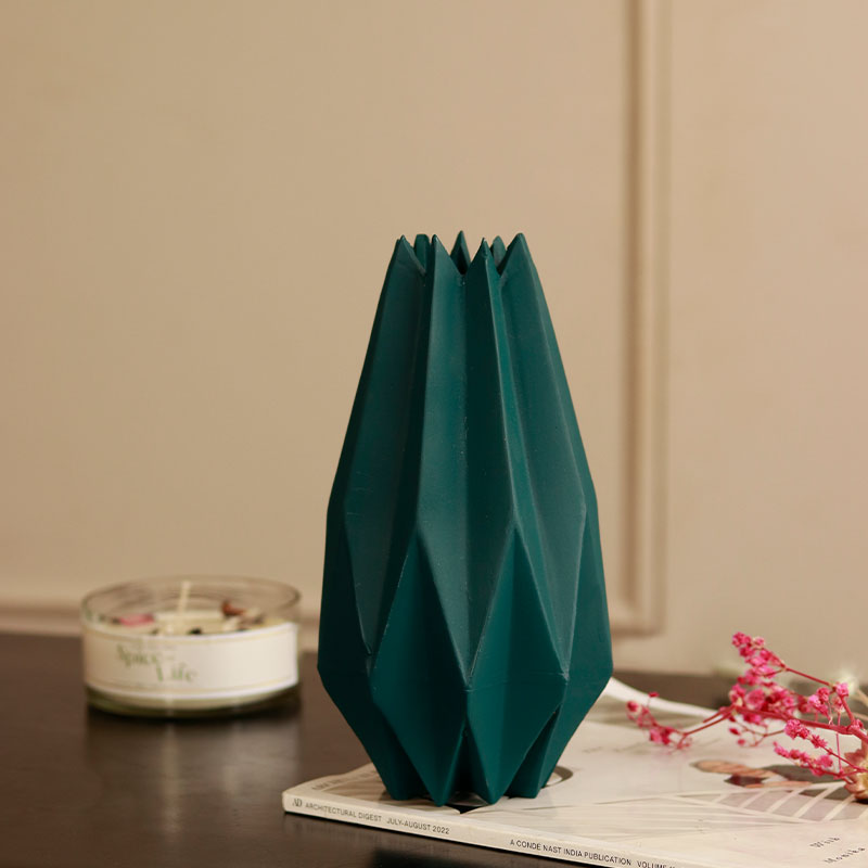 Geometrical Vase with Pastel Bunch Default Title