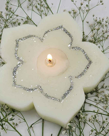 Blossom Flower Fragrance Candle | 7 x 1 inches