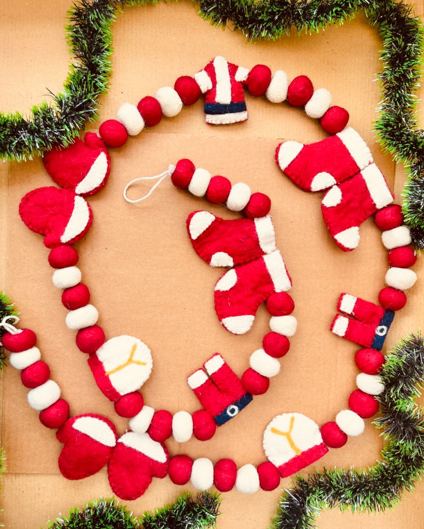 Upcycled Felt Santa Claus Garland I 3D I Christmas Décor I 72 inches