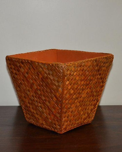 Charming Screw Pine Basket Bin | 7 x 6 inches