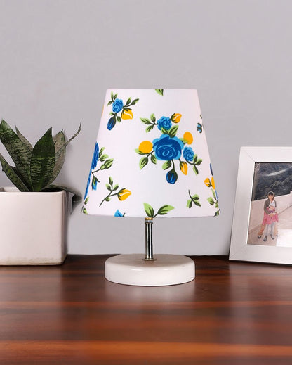 Multicolor Cotton Round Wooden White Base Table Lamp
