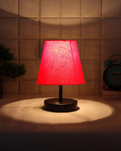 Cotton Round Wooden Black Base Table Lamp Red