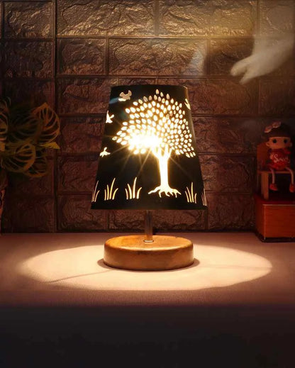 Tree Metal Etching Table Lamp With Natural Wood Round Base