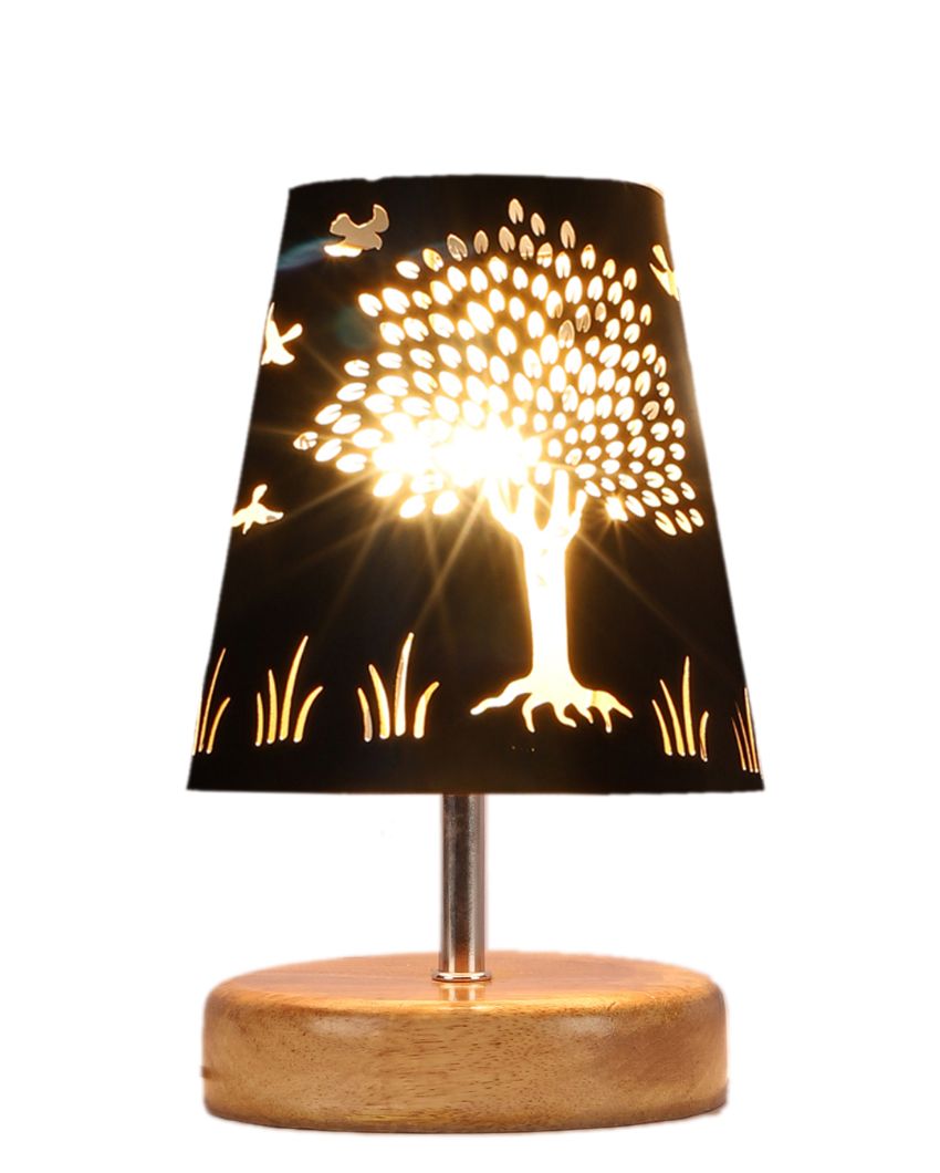 Tree Metal Etching Table Lamp With Natural Wood Round Base