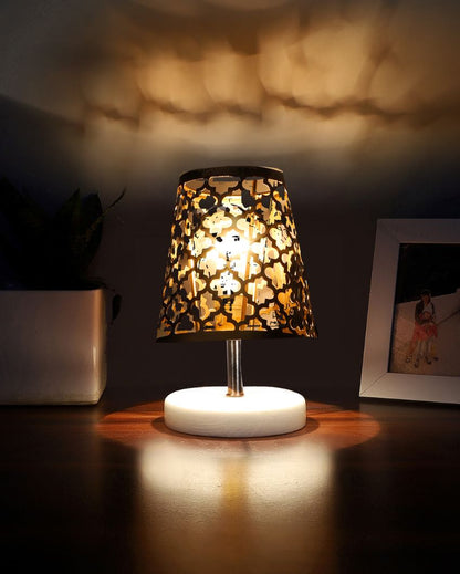 Net Metal Etching Table Lamp With White Wood Round Base