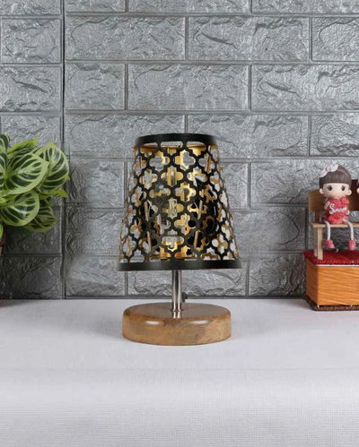 Net Metal Etching Table Lamp With Natural Wood Round Base