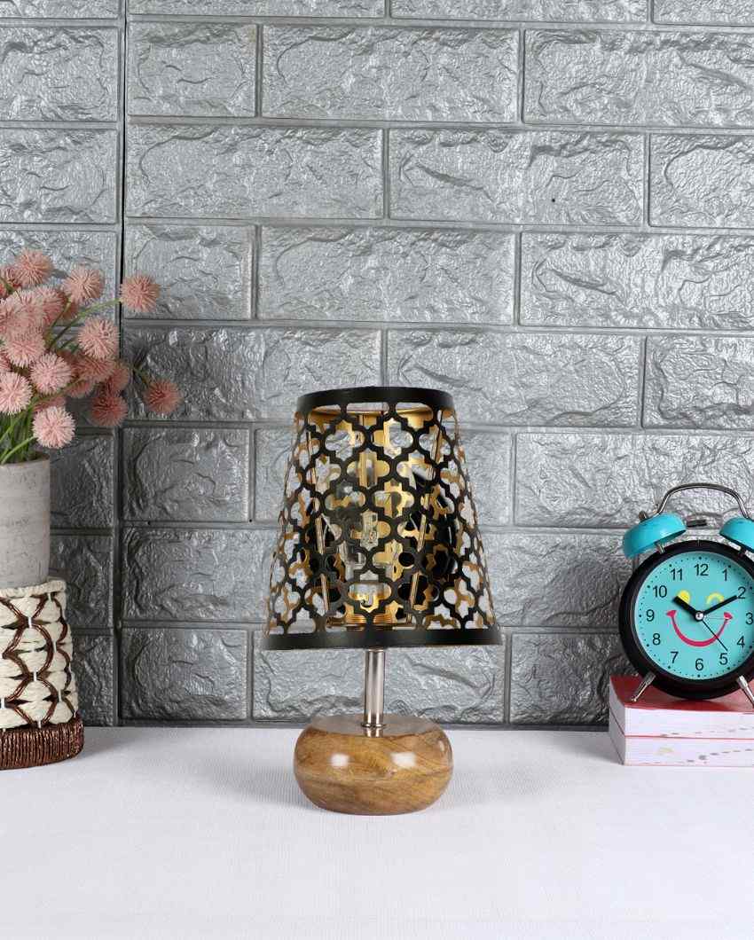Net Metal Etching Table Lamp With Natural Wood Round Base