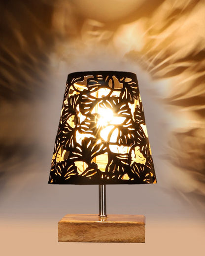 Metal Etching Table Lamp With Natural Wood Square Base