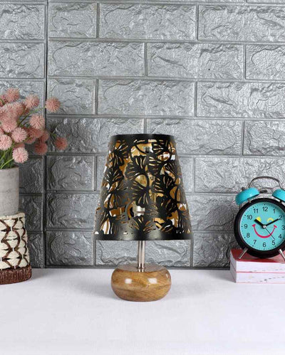 Metal Etching Table Lamp With Natural Wood Round Base