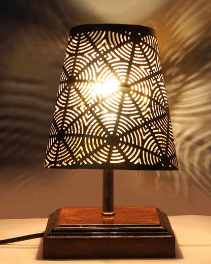 Round Metal Etching Table Lamp With Brown Wood Square Base