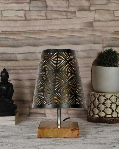 Round Metal Etching Table Lamp With Natural Wood Square Base