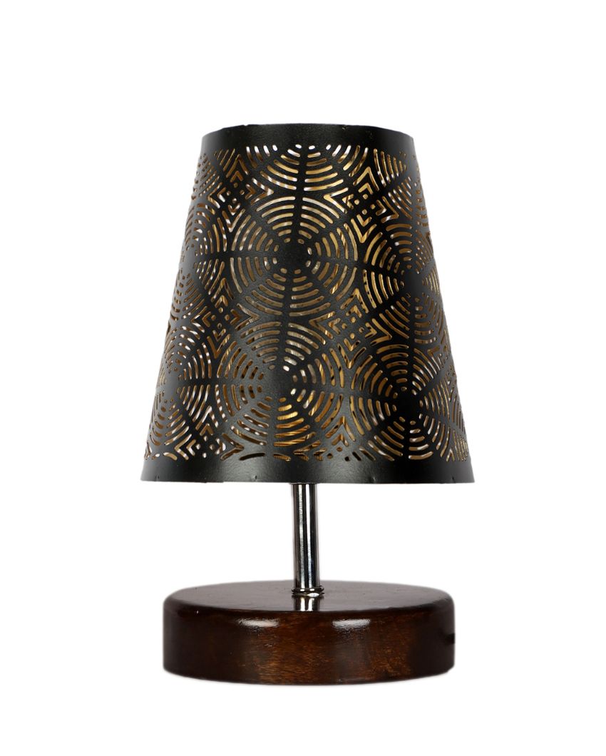 Round Metal Etching Table Lamp With Brown Wood Round Base
