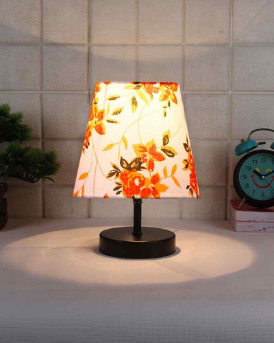 Flower Cotton Round Wooden Black Base Table Lamp