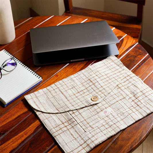 Pai Laptop Sleeve | Hemp Cotton Blend | Washable | Fits 11”-15” screen laptops | Beige and Brown Default Title