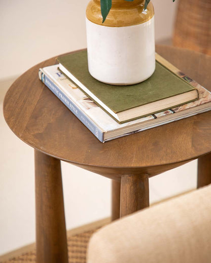 Stylish Forcella Brown Wooden Side Table | 18 x 21 inches