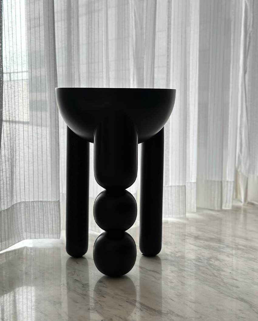 Sleek Jaxx Black Wooden Side Table | 14 x 21 inches