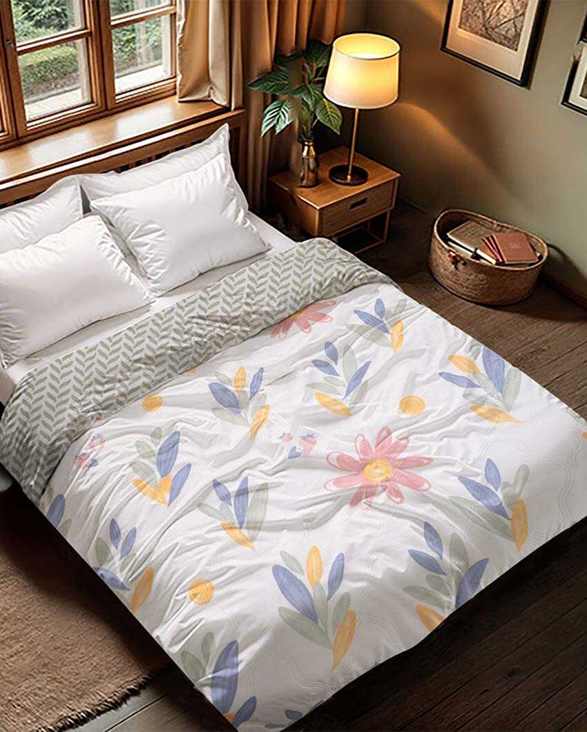 Petal Reversible & Cozy Double Bed Comforter | 95 x 87 inches