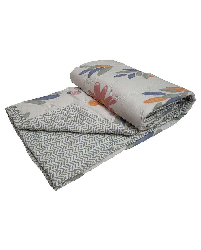 Petal Reversible & Cozy Double Bed Comforter | 95 x 87 inches