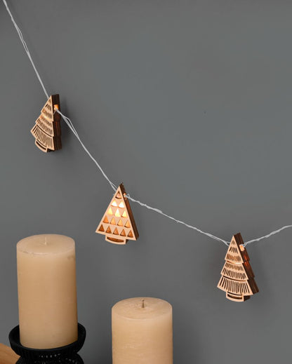 Theo Tree 3D Bunting